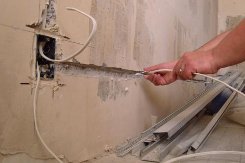 Замена электропроводки в квартире или доме